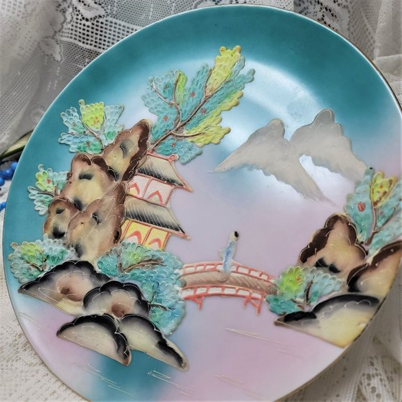 Shafford Japan Moriage Plate, Beautiful Scene - Picture 5 of 10